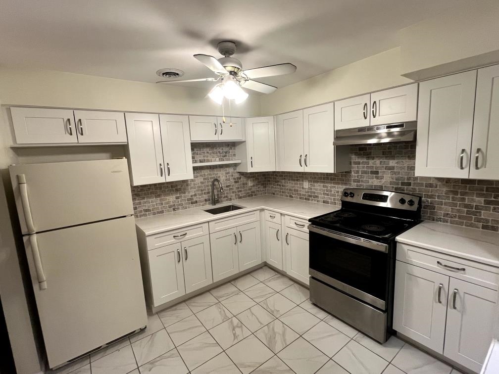 44 West 56th Street Bayonne NJ 07002