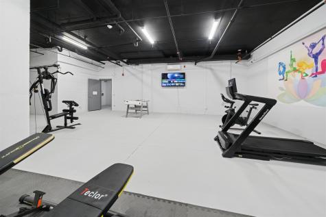 32 Jones Street Jersey City NJ 07306