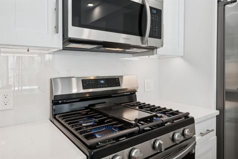 32 Jones Street Jersey City NJ 07306