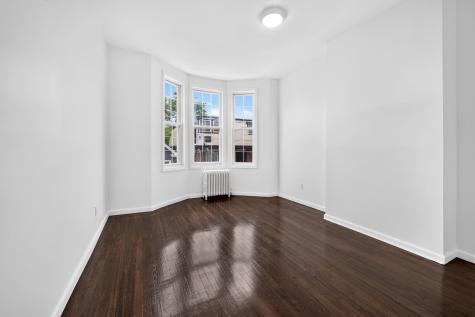 210 36th Street Union City NJ 07087