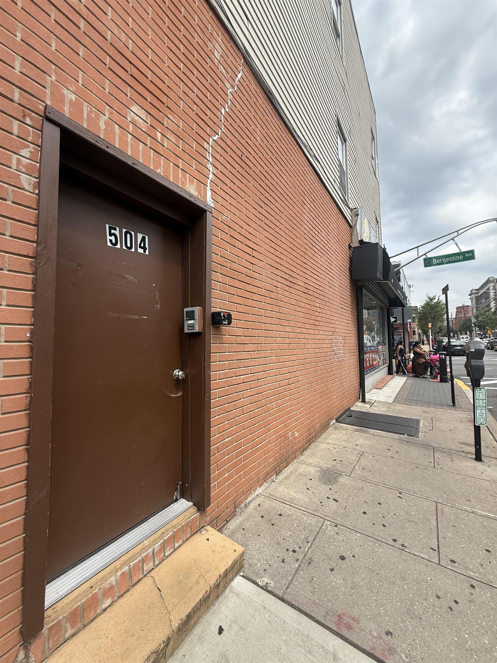 4001 Bergenline Avenue Union City NJ 07087