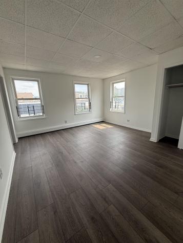 4001 Bergenline Avenue Union City NJ 07087
