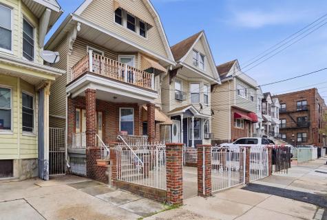 18 Boyd Avenue Jersey City NJ 07304