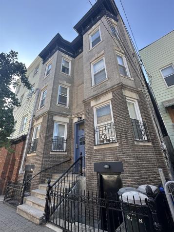 203 Ogden Avenue Jersey City NJ 07307