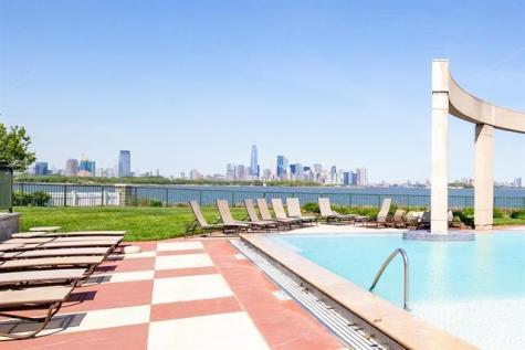 4 Constellation Place Jersey City NJ 07305