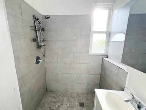 9101 Bergenwood Avenue North Bergen NJ 07047-5313
