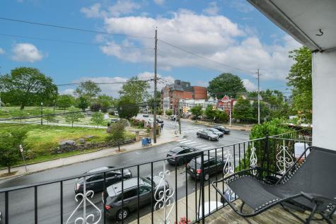 207 Manhattan Avenue Jersey City NJ 07307