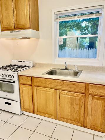 31-33 Tillinghast Street Newark NJ 07018