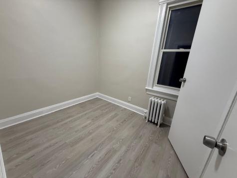 221 Wilkinson Avenue Jersey City NJ 07305