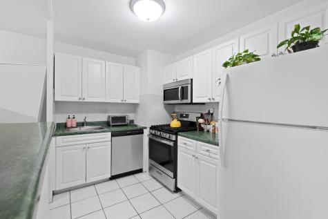 135 Montgomery Street Jersey City NJ 07302