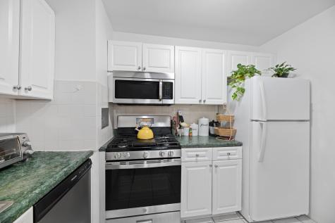 135 Montgomery Street Jersey City NJ 07302