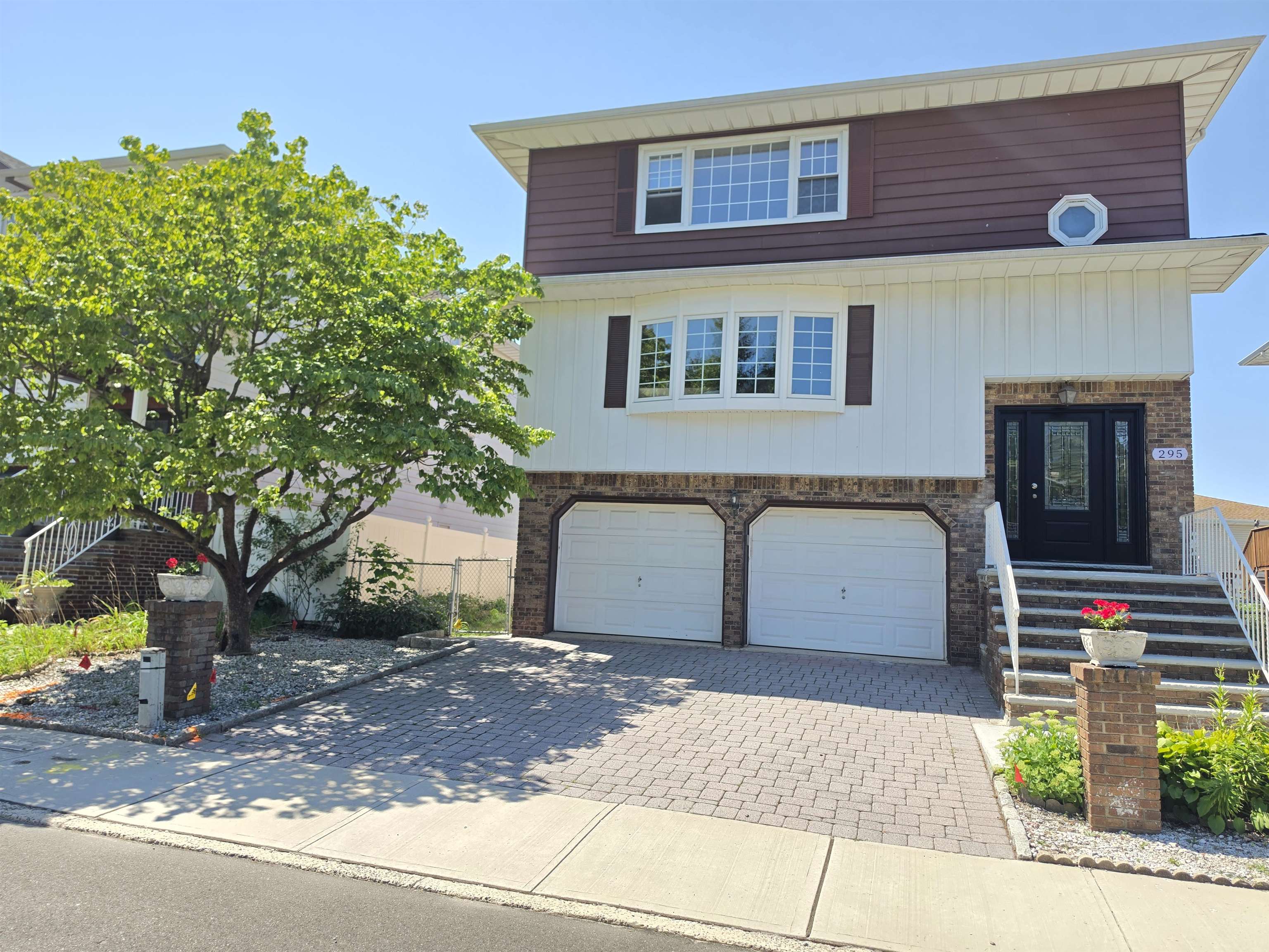 295 Paulanne Terrace Secaucus NJ 07094