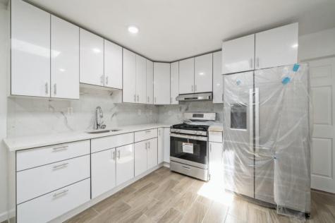 18 Wallis Avenue Jersey City NJ 07306