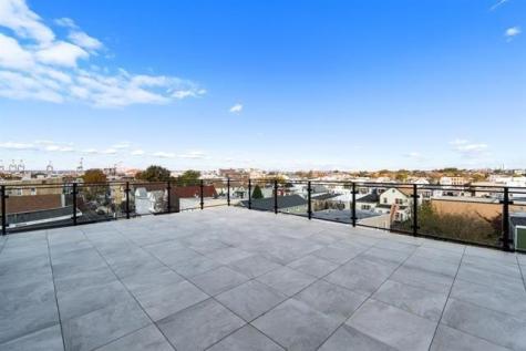 425 Avenue C Bayonne NJ 07002