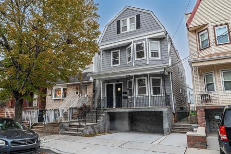 93 West 11th Street Bayonne NJ 07002