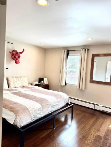 313 Clarendon Street Secaucus NJ 07094