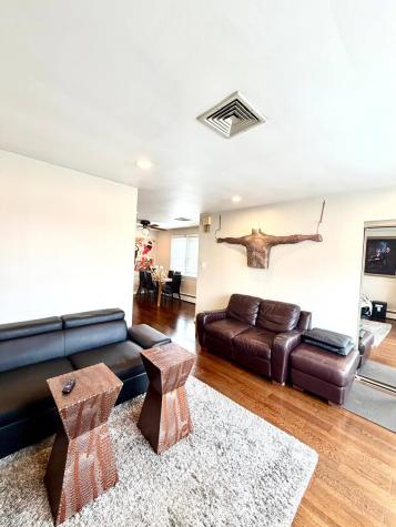313 Clarendon Street Secaucus NJ 07094