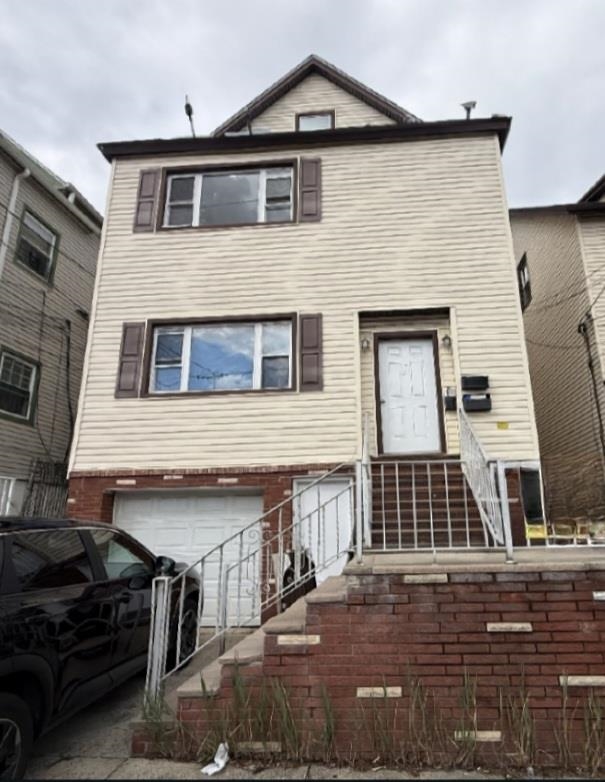 37 East 49th Street Bayonne NJ 07002