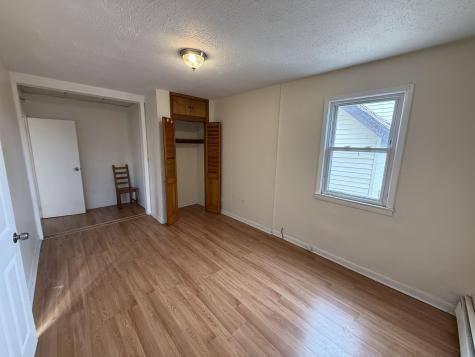 37 East 49th Street Bayonne NJ 07002