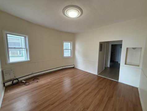 37 East 49th Street Bayonne NJ 07002