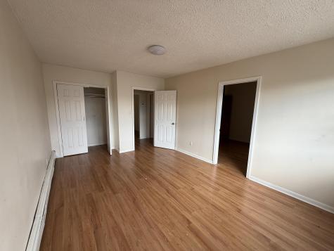 37 East 49th Street Bayonne NJ 07002