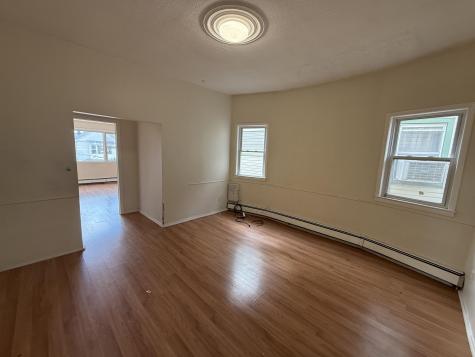 37 East 49th Street Bayonne NJ 07002