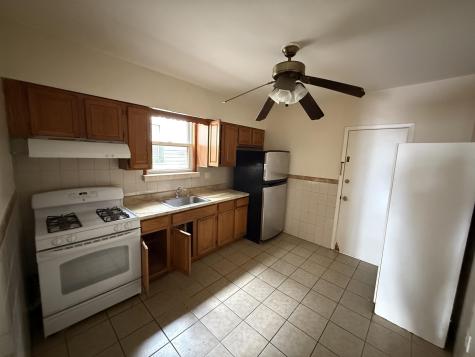 37 East 49th Street Bayonne NJ 07002