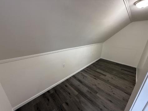 37 East 49th Street Bayonne NJ 07002