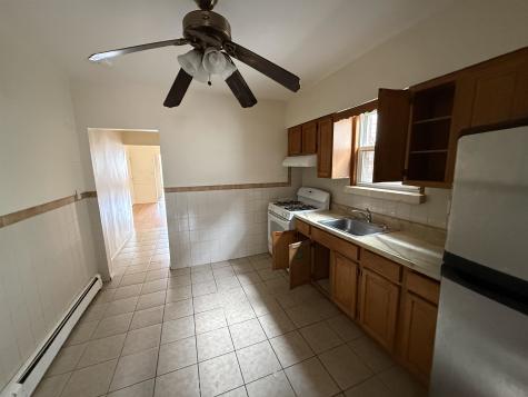 37 East 49th Street Bayonne NJ 07002