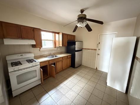 37 East 49th Street Bayonne NJ 07002