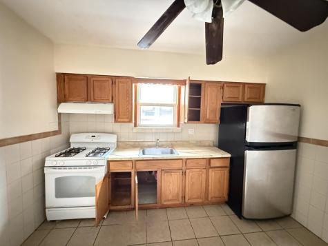 37 East 49th Street Bayonne NJ 07002