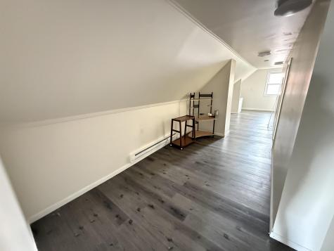 37 East 49th Street Bayonne NJ 07002