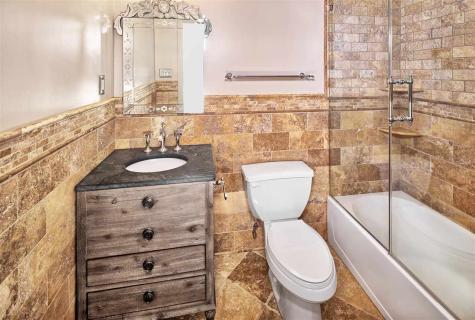 476 Buffalo Court West New York NJ 07093