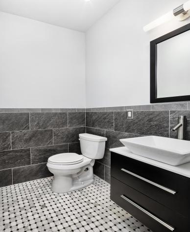 476 Buffalo Court West New York NJ 07093