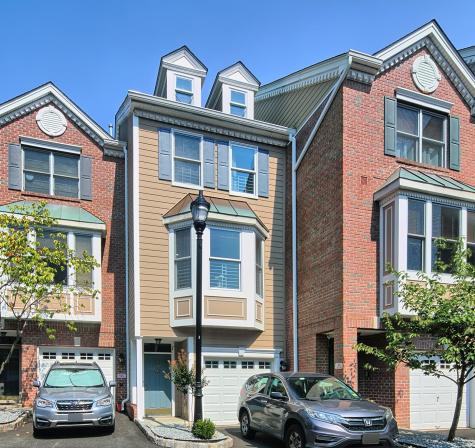 476 Buffalo Court West New York NJ 07093