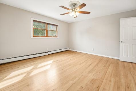 19 Acorn Road Secaucus NJ 07094
