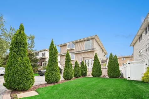 19 Acorn Road Secaucus NJ 07094