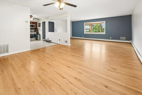 19 Acorn Road Secaucus NJ 07094