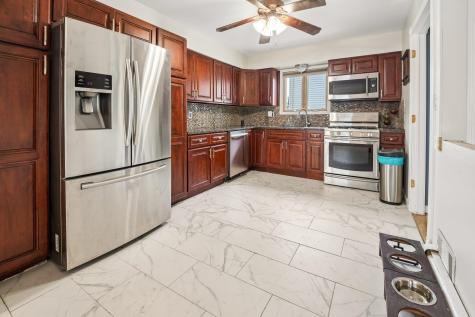 19 Acorn Road Secaucus NJ 07094