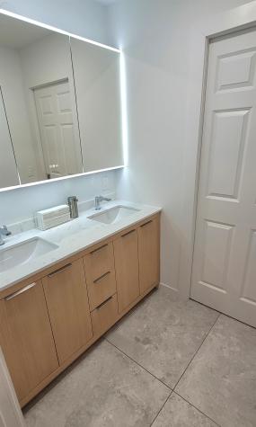 7 Soho Drive Jersey City NJ 07305