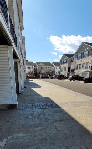 7 Soho Drive Jersey City NJ 07305