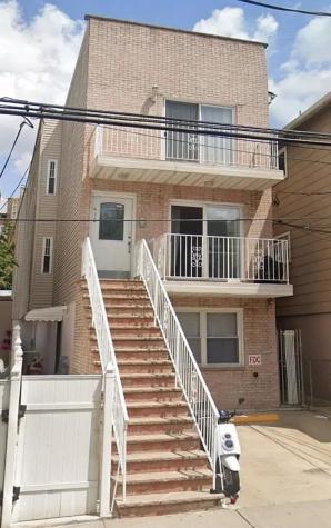 412 12th Street Union City NJ 07087