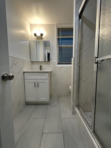 79 West 52nd Street Bayonne NJ 07002-0000