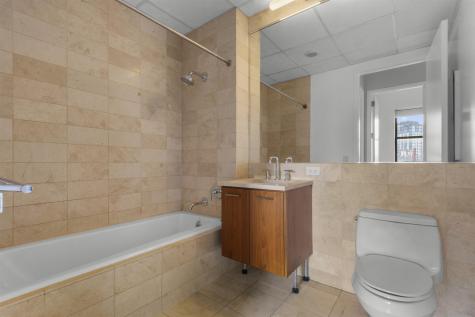 4 Beacon Way Jersey City NJ 07304