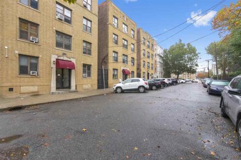 194 Kensington Avenue Jersey City NJ 07306