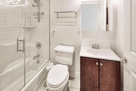 34 48th Street Weehawken NJ 07086