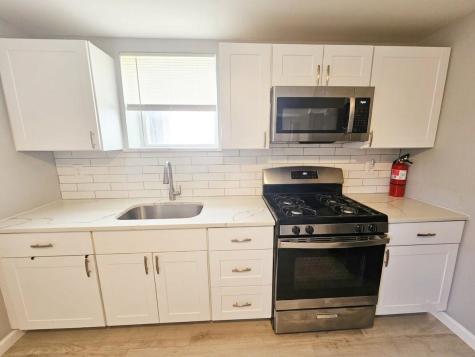 15 Dell Glen Avenue Lodi NJ 07644