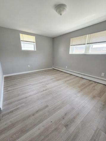 15 Dell Glen Avenue Lodi NJ 07644