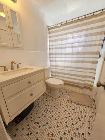 15 Dell Glen Avenue Lodi NJ 07644