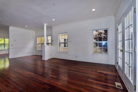 64 Mallard Place Secaucus NJ 07094
